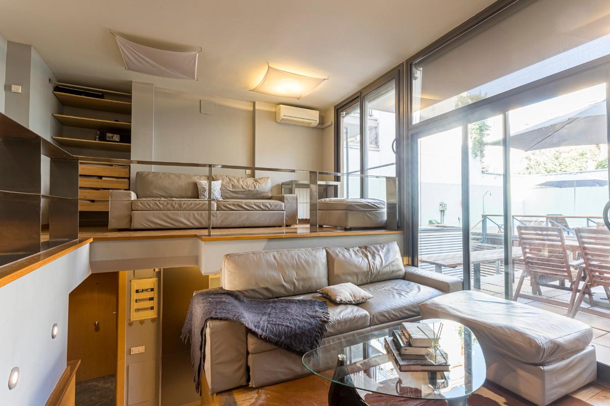My Space Emirates - Bright In Gracia With Shared Pool Apartment *
