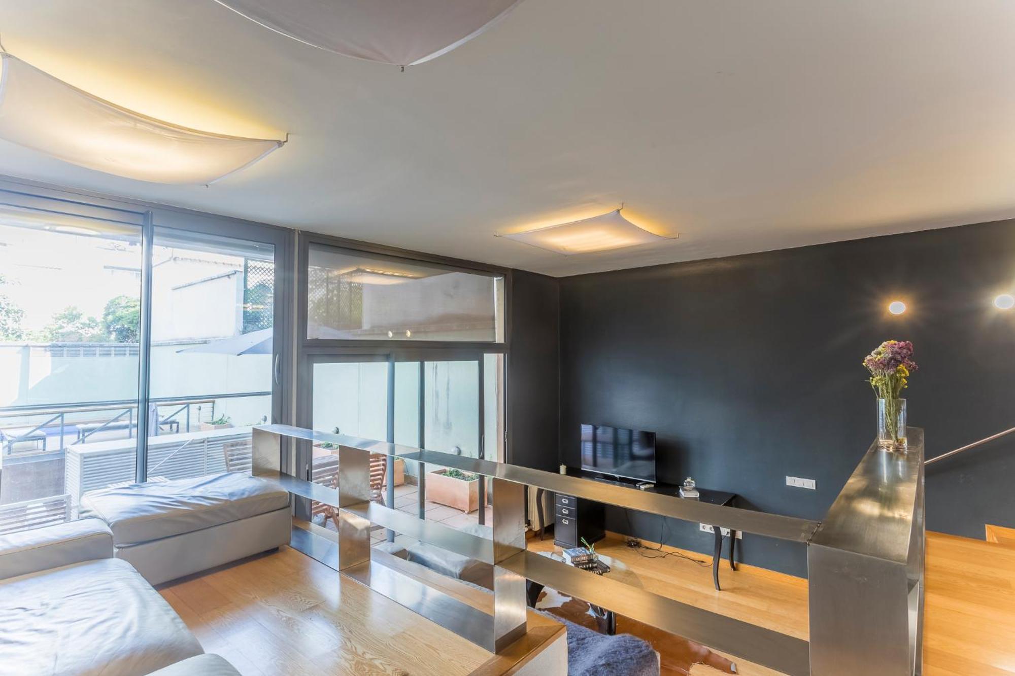 Apartment My Space Emirates - Bright In Gracia With Shared Pool Barcelona