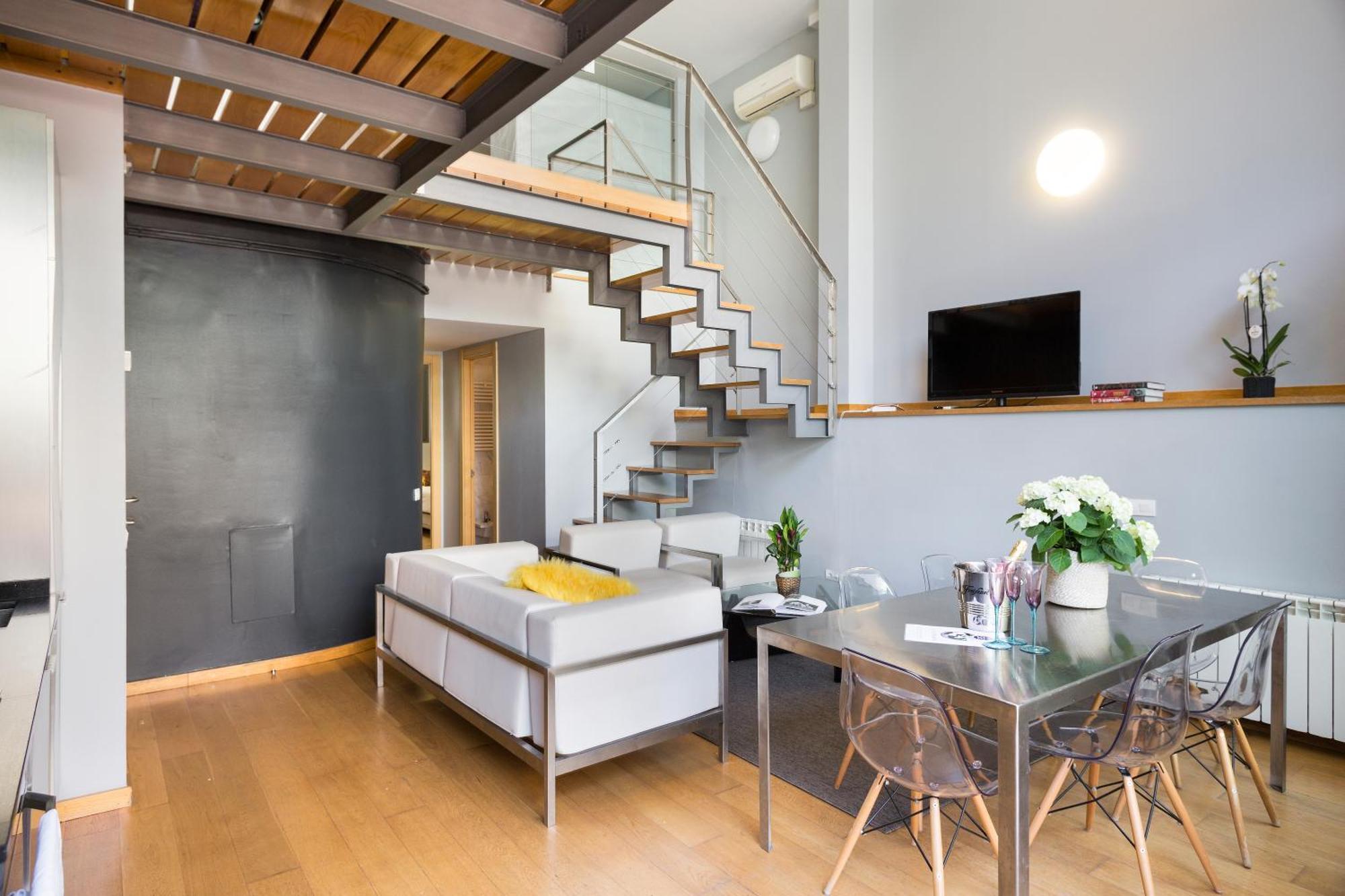 My Space Emirates - Bright In Gracia With Shared Pool Apartamento *