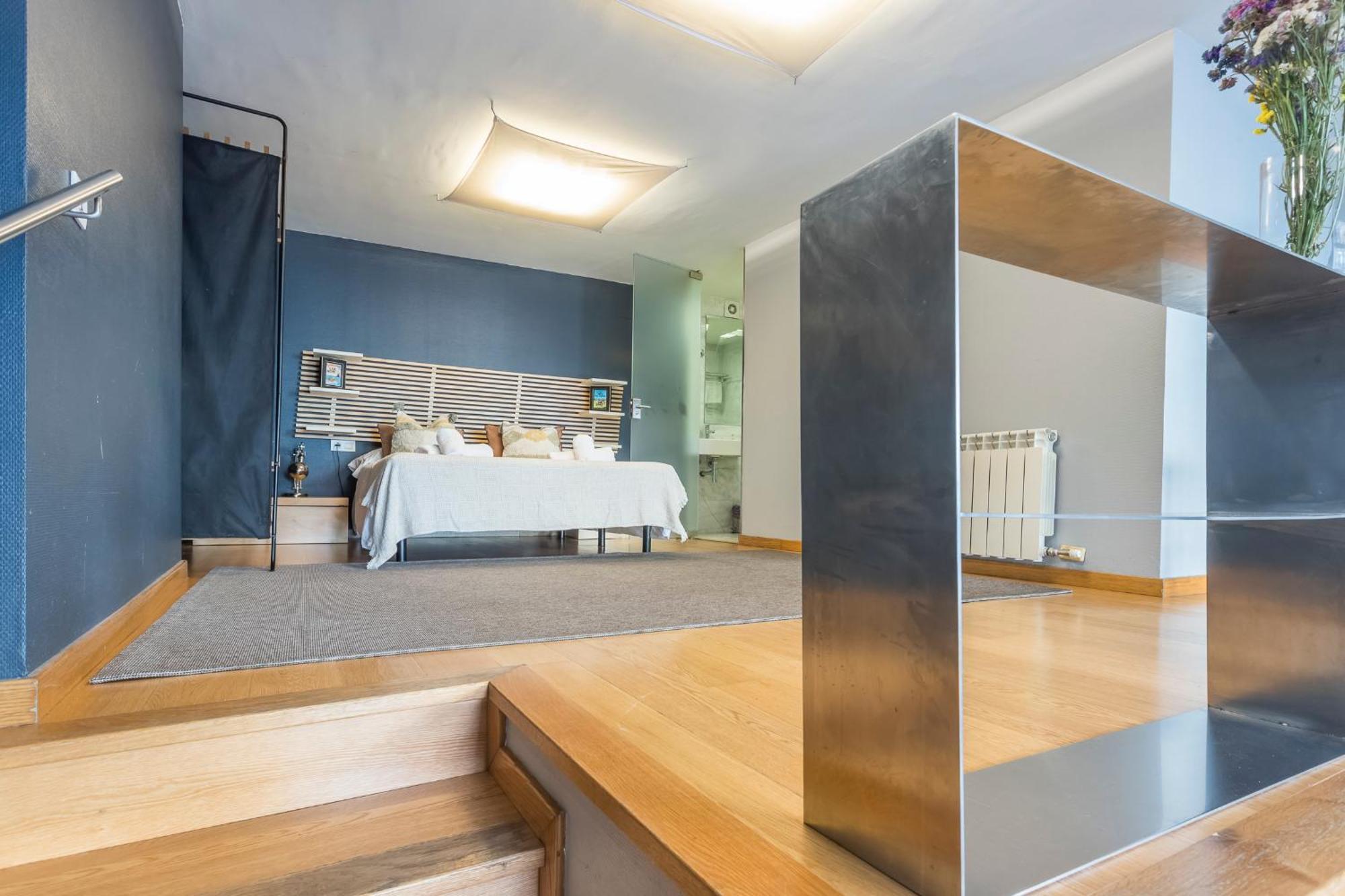 My Space Emirates - Bright In Gracia With Shared Pool Barcelona